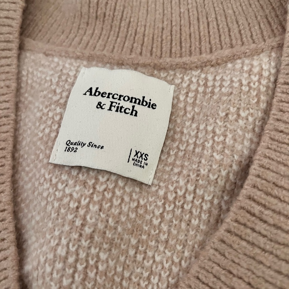 Abercrombie and fitch sweater